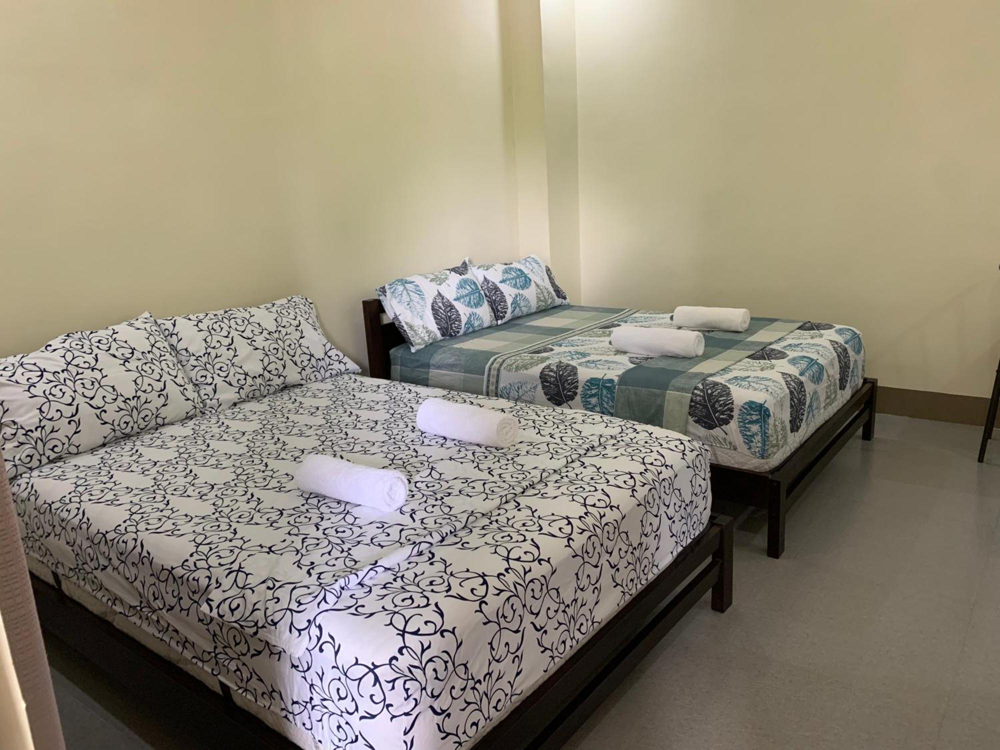 Zl Travelers Inn Batuan Екстериор снимка