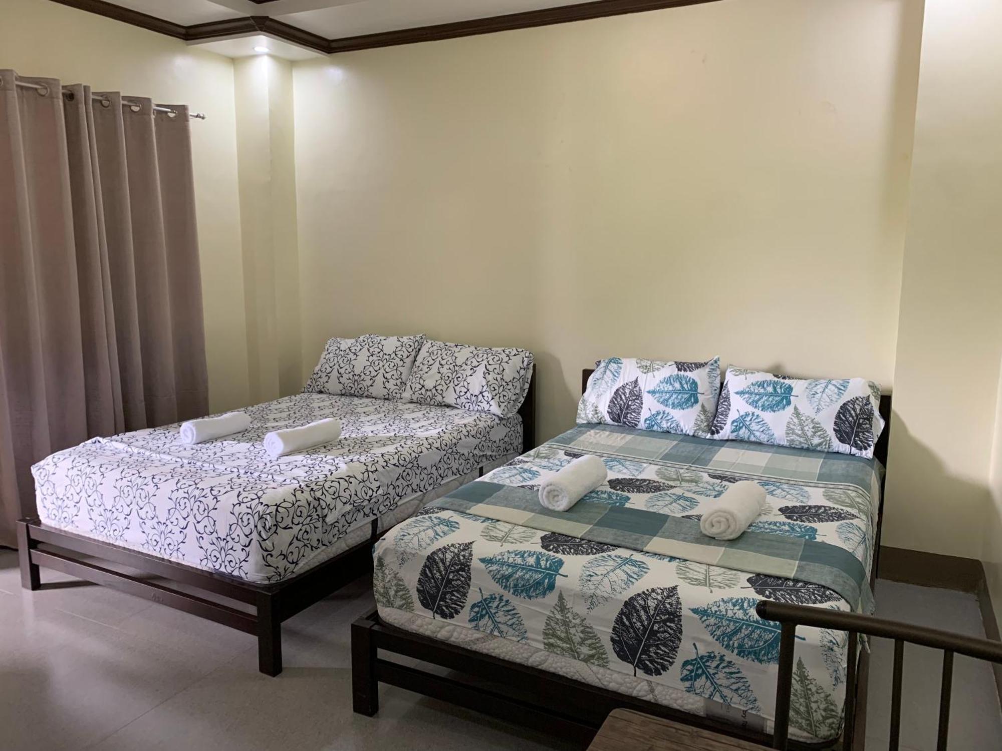 Zl Travelers Inn Batuan Екстериор снимка