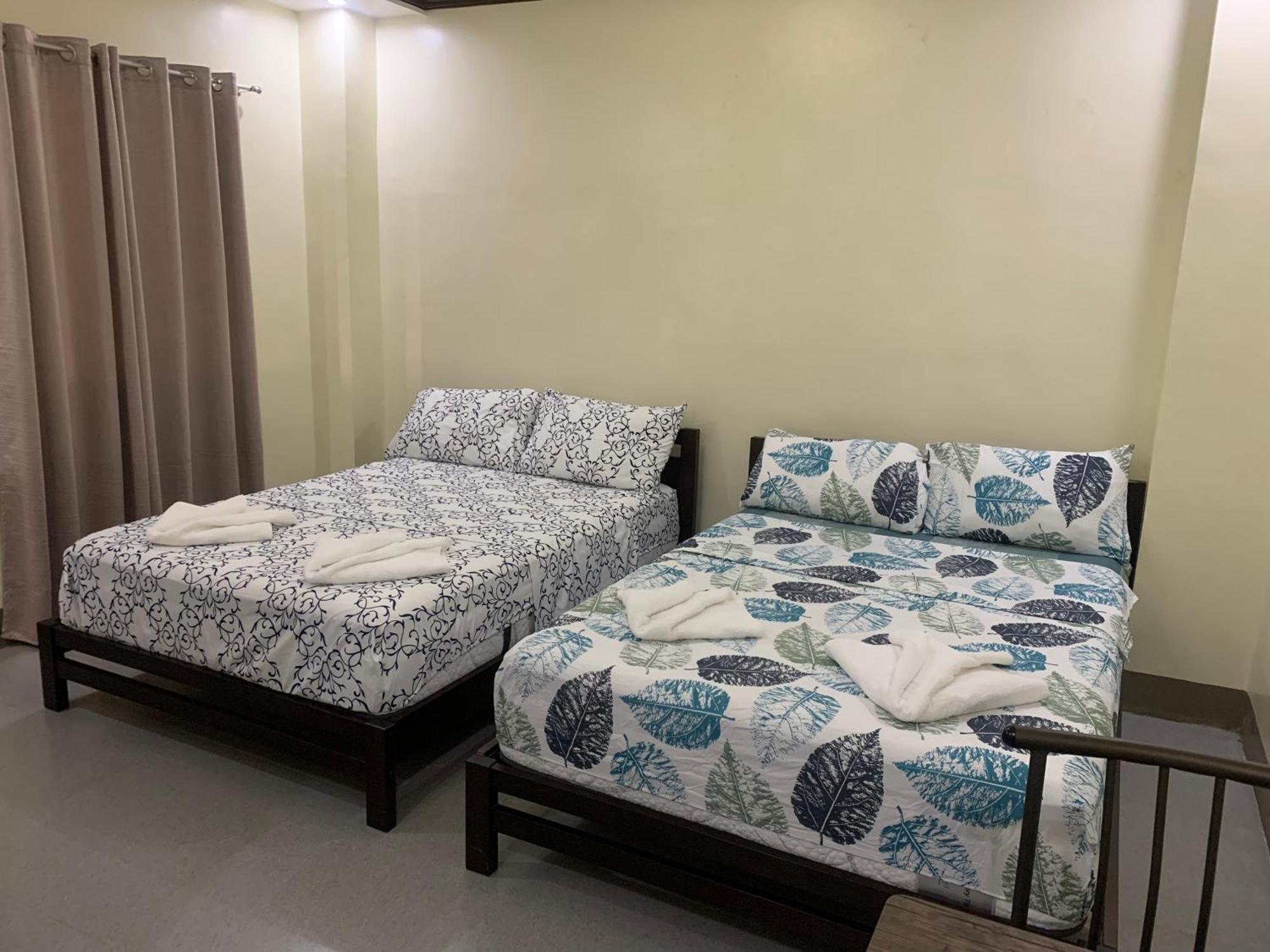 Zl Travelers Inn Batuan Екстериор снимка